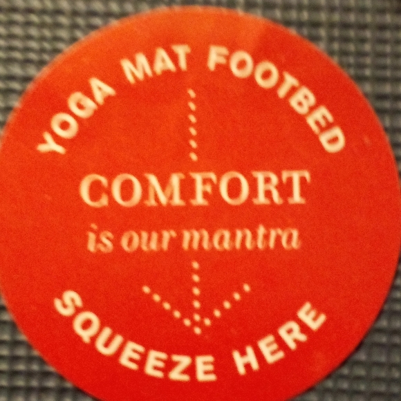 Lindsay Phillips - NWT Yoga Mat Foot bed, Logo Button Non-Slip Soles, Denim Blue - Picture 14 of 15